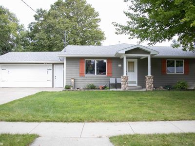 Property at 902 S 12th St, Clear Lake, IA