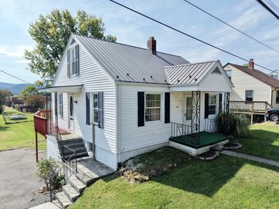 222 Sprinkle Ave