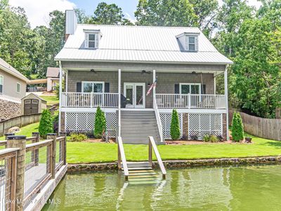 660 Cove Dr