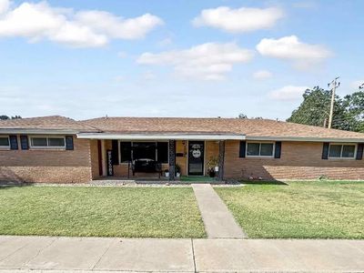1711 N Vega Dr