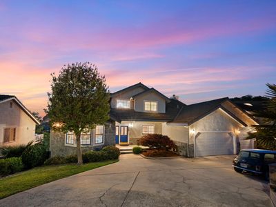 379 Photinia Ln