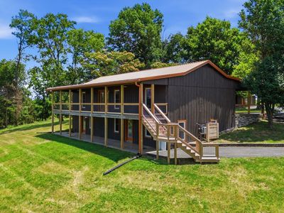 535 Twin Lakes Dr