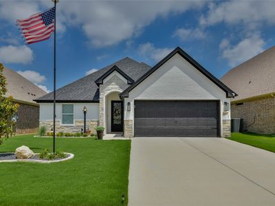 1453 Highland Park Cir