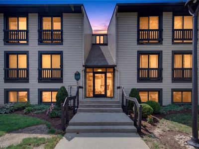 6320 Greenwood Pkwy