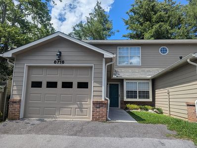 8716 Olde Colony Trl