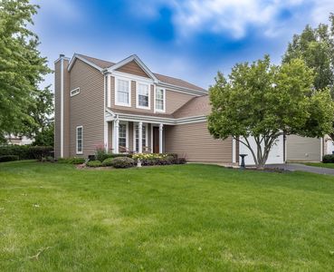Property at 254 Mayfair Ln, South Elgin, IL