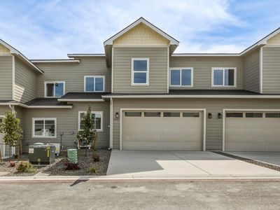 Property at 4425 Conifer St, West Richland, WA