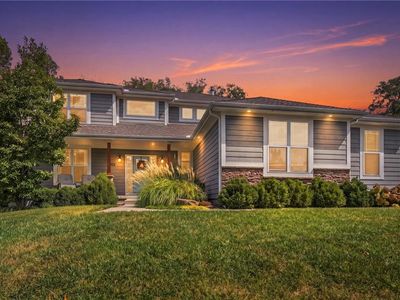 433 N Winnebago Dr