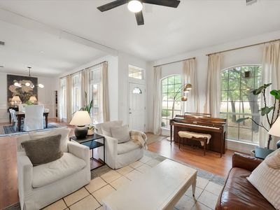215 Red Baron Dr