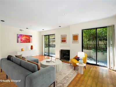 422 Hawthorne St APT 3