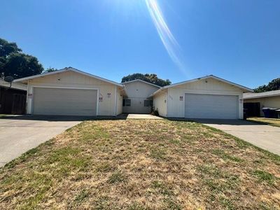 Property at 2834-2832 Pepper Oaks Dr, Sacramento, CA