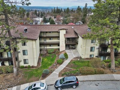 844 W Cliff Dr APT 103