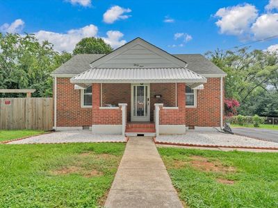 209 Liberty Rd NE