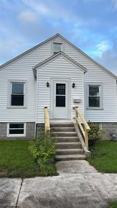 321 Graham St