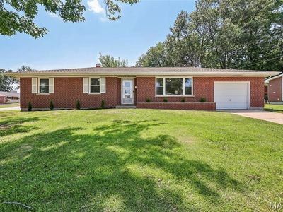 1 Elmwood Ct