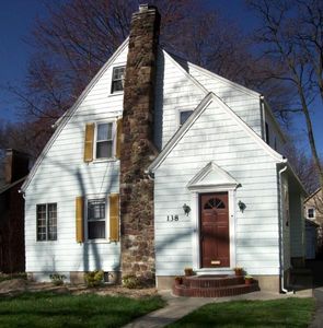175 Colonial Rdwest