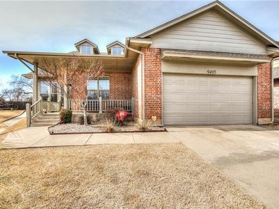 9405 Barnhill Cir