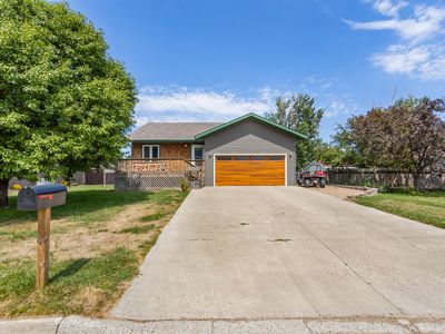25 4th St SE