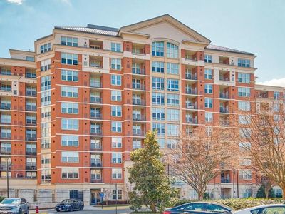11760 Sunrise Valley Dr APT 415