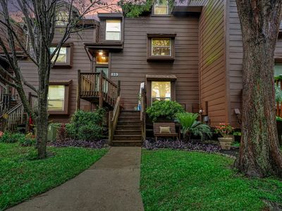 819 Davis Rd
