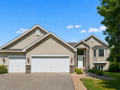 3951 Landings Dr