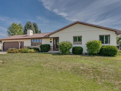Property at 1332 Mulberry Ln, Neenah, WI