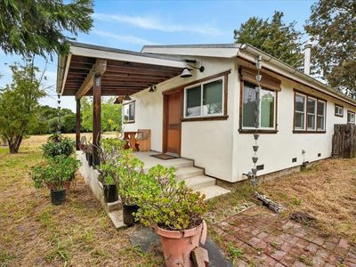 67 Hughes Rd