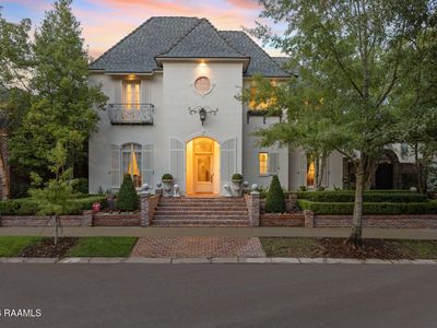 104 Ravenswood Ln