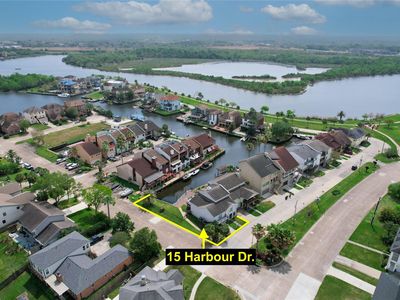 15 Harbour Dr
