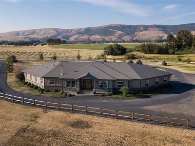 631 Radiant View Drive