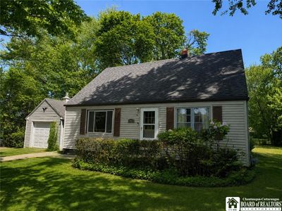 40 Cottage St