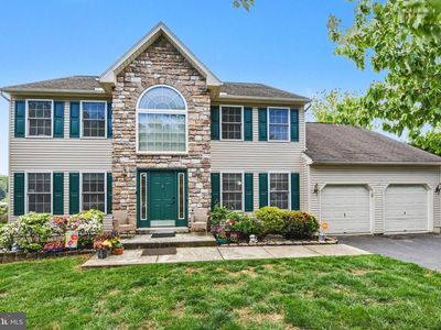 6 Hilgert Ave