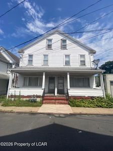 18 Logan St