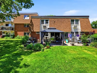Property at 80 Damon Rd APT 8111, Northampton, MA