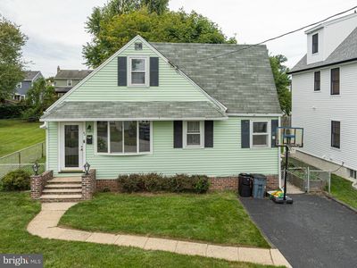 82 2nd Ave
