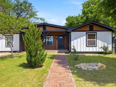 Property at 6824 Lakeside Dr, Lake Worth, TX