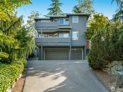 12045 Lakeside Place NE