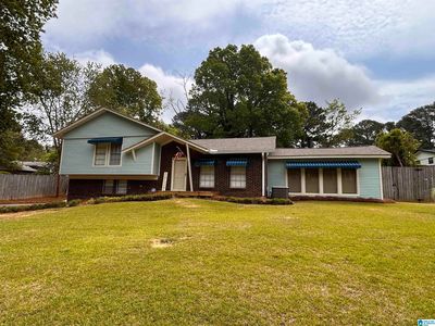 704 Hillcrest Rd