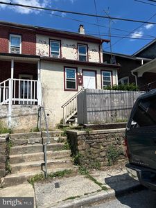 213 Union Ave