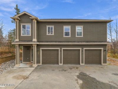 955 N Richmond Ln