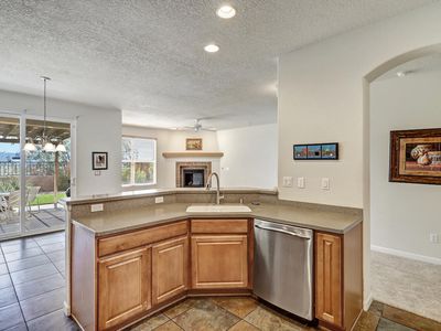 10216 Avenida Vista Sol NW