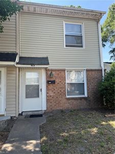 1651 Darren Cir