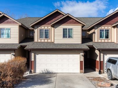 3328 W Babcock St APT B