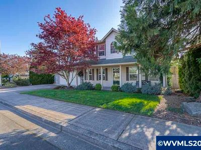 1330 Hidden Creek Dr NE