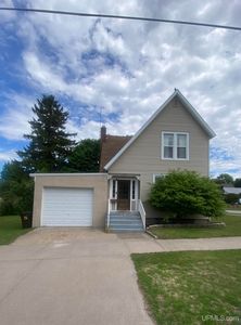 223 Lynn St