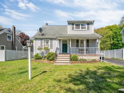 229 Cedar Lane Riv