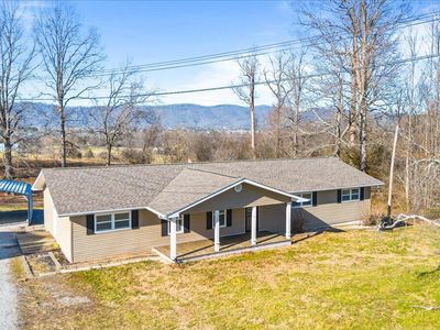 844 Mount Paran Rd