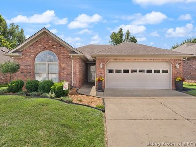 3002 Barrington Court
