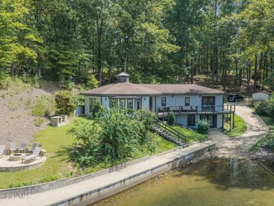 5 Riverwood Ln