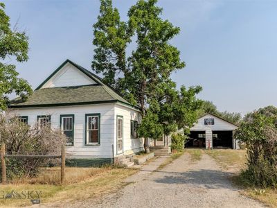 Property at 110 3rd St W, Clyde Park, MT